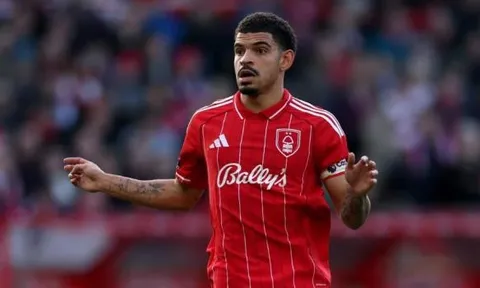 Bài toán vị trí cho Gibbs-White nếu gia nhập Man Utd