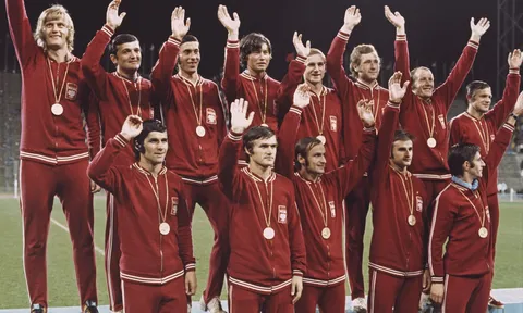Lịch sử ĐT Ba Lan: 2 thế hệ vàng và kỷ nguyên Lewandowski