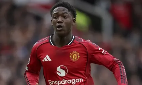 Man Utd đang mạo hiểm khi chậm trễ giữ chân Kobbie Mainoo