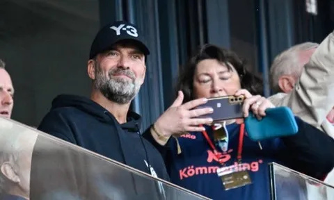 Lãnh đạo Red Bull bức xúc vì tin đồn về Klopp