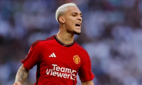 MU dẫn đầu châu Âu về đốt tiền, Chelsea lập kỷ lục thua lỗ