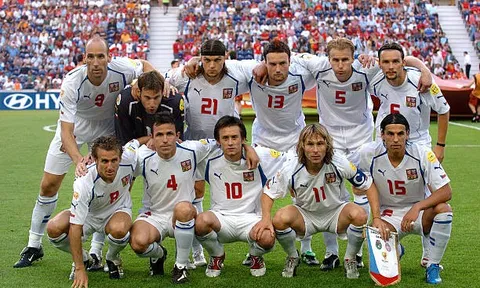Lịch sử ĐT Cộng hòa Séc: Ký ức thời Nedved, Petr Cech