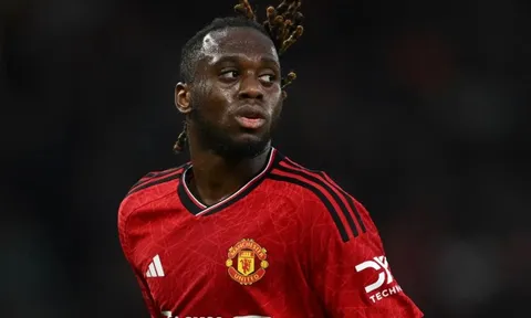 Aaron Wan-Bissaka tiết lộ "địa ngục" tâm lý tại MU