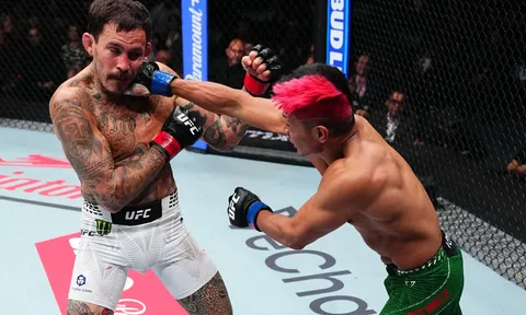 David Martinez 'bắt bài' Marlon Vera bằng tốc độ, đẩy cựu ứng viên vô địch vào khủng hoảng