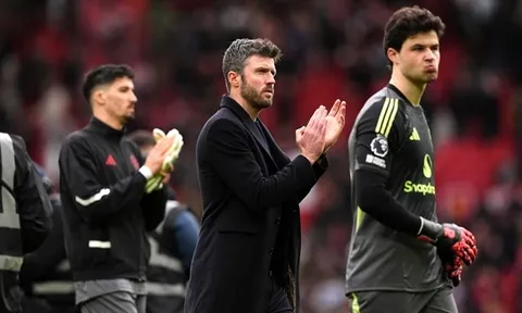 Michael Carrick và cú bẻ lái ngoạn mục đưa MU trở lại Cúp C1