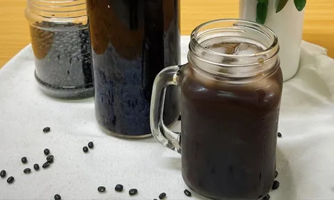 5 tác hại nguy hiểm nếu lạm dụng nước đậu đen