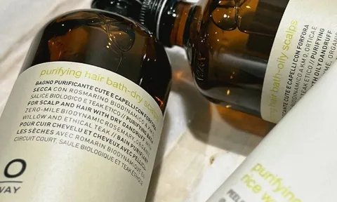 Giao mùa, vì sao da đầu dễ xuất hiện gàu?