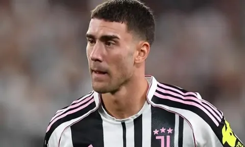 Vlahovic muốn ở lại Juventus bất chấp rào cản tài chính