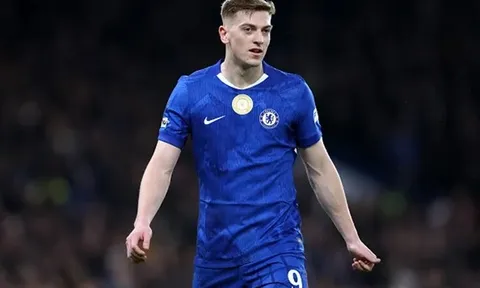 Nevin khuyên Chelsea bán gấp Delap cho Everton