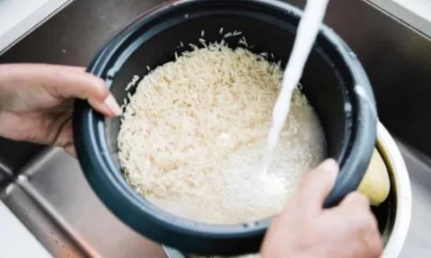 Một bước nhỏ khi nấu cơm giúp kiểm soát đường huyết và mỡ máu hiệu quả