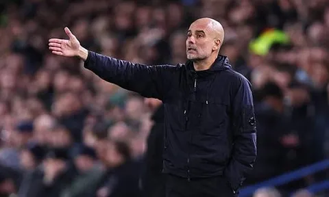 Khi Pep buộc phải "phản bội" triết lý tại Man City