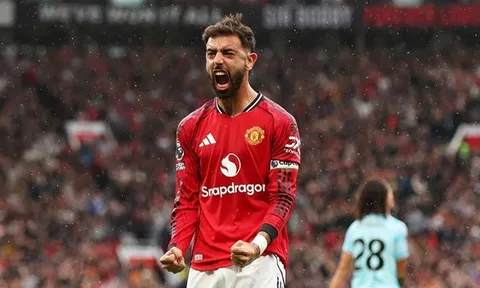 Tin đồn chuyển nhượng sáng 4/3: MU giữ Bruno, Barca săn Van de Ven