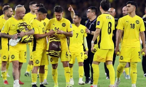 Đấu Việt Nam, Safee Sali cản Malaysia dùng 7 cầu thủ dính án