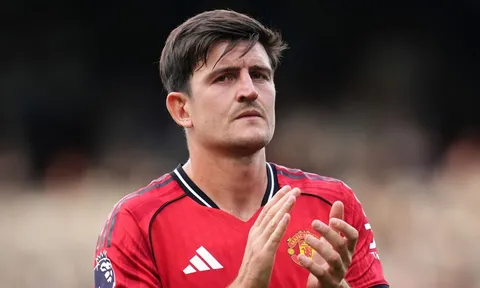 Kháng cáo bất thành, Maguire lĩnh án 15 tháng tù treo