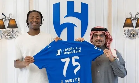Bóng đá Pháp nhắm mắt bán lúa non cho Saudi để sinh tồn