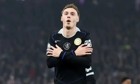 Palmer khẳng định đẳng cấp nhạc trưởng trước Aston Villa