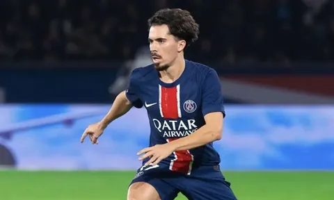 Vitinha cam kết tương lai với PSG, gọi tin đồn đến Real Madrid là "ngớ ngẩn"