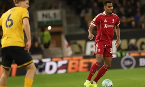 Gravenberch cảnh báo Liverpool về sức mạnh thật của Wolves