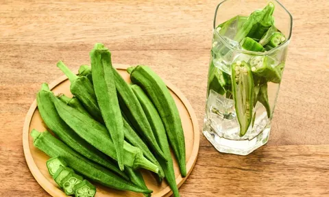 Cách uống nước đậu bắp vừa  giảm cân nhanh vừa giảm đau xương khớp