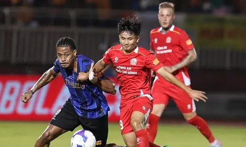 Soi trận HAGL vs CA TPHCM: Lê Huỳnh Đức giải bài toán hàng công bế tắc