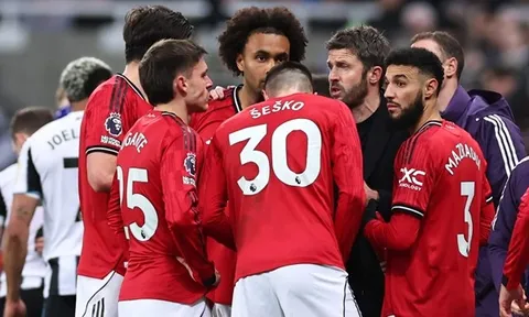 Michael Carrick liệu cơm gắp mắm tài tình tại Manchester United