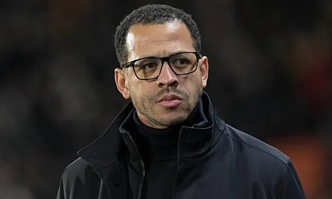 Rosenior tuyên bố Chelsea sẽ cực kỳ nghiêm túc đấu Wrexham