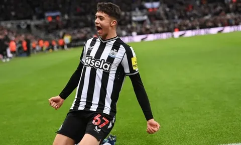 Newcastle mất Lewis Miley trong đại chiến với Man City và Barcelona