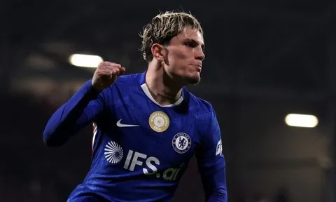 5 điểm nhấn Wrexham 2-4 Chelsea: Dấu ấn dàn "măng non"; VAR cứu rỗi