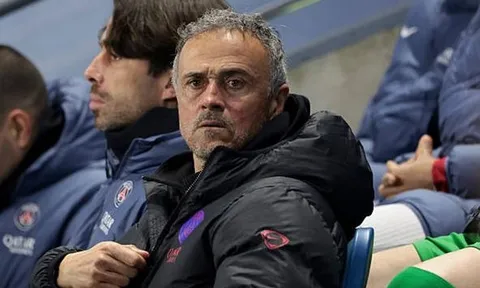 3 bài toán hóc búa Luis Enrique cần lời giải trước Chelsea