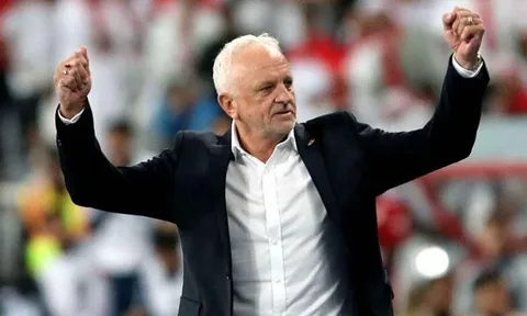 Tuyển Iraq lo lỡ hẹn World Cup vì đóng không phận