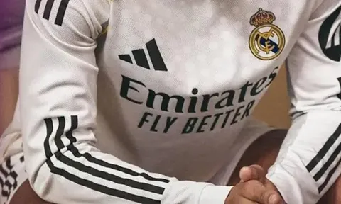 Real Madrid nhắm thu 300 triệu euro/năm từ áo đấu