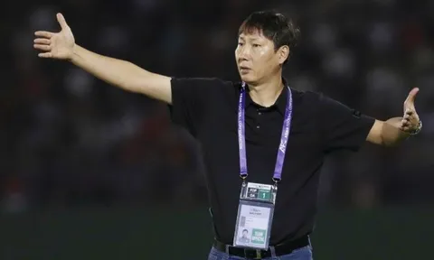 HLV Kim Sang-sik kiên định lộ trình trẻ hóa đội tuyển Việt Nam