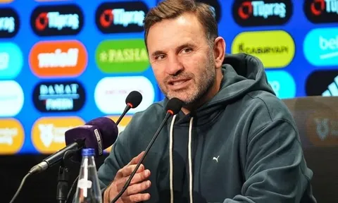 HLV Galatasaray nhắc nhở học trò bớt bàn tán về Liverpool
