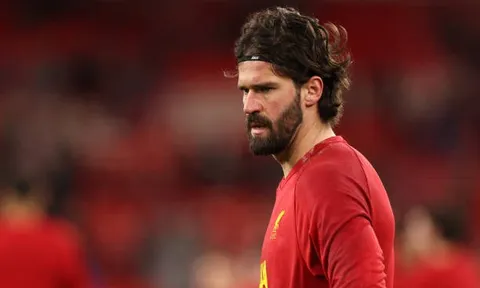 Bài test Galatasaray sẽ định đoạt tương lai khung gỗ Liverpool