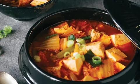 Cách nấu canh kim chi ngon Hàn Quốc