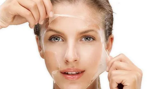 Thay đổi thói quen sống và skincare tối giản giúp cải thiện làn da dầu, giảm mụn ẩn