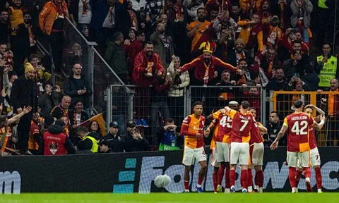 Galatasaray ghi điểm lớn với CĐV khuyết tật Liverpool