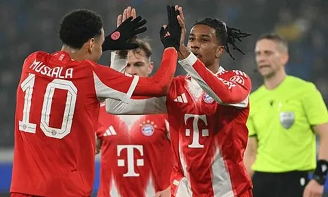 Bayern đặt một chân vào tứ kết sau màn hủy diệt Atalanta