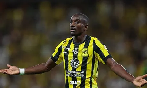 Moussa Diaby sẽ mang đến làn gió mới cho hàng công Liverpool?