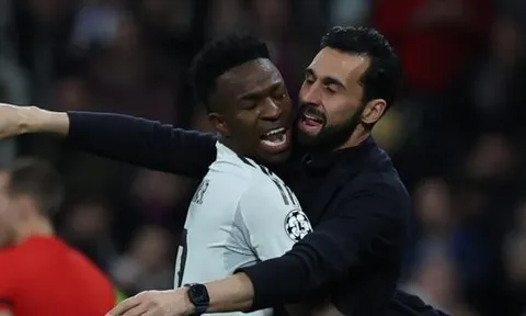 Arbeloa tiết lộ lệnh "cấm pressing" để đánh bại Pep Guardiola
