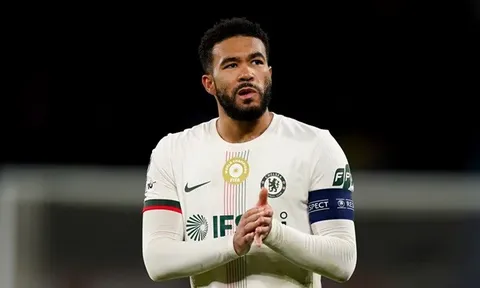 James bảo vệ Jorgensen bằng lý do chiến thuật trước PSG