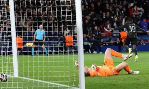 Chelsea sẽ không thể xưng vương nếu thiếu thủ môn đẳng cấp