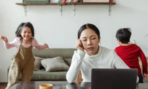 Nhiều phụ nữ bị “vắt kiệt sức” bởi những việc không tên khiến cơ thể "kêu cứu" từ làn da đến tinh thần