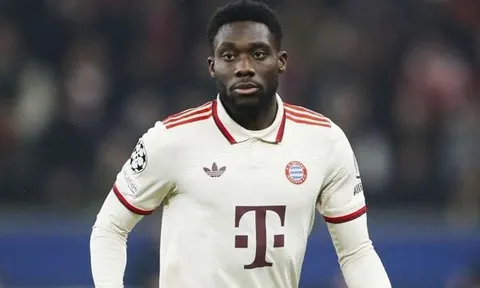 MU săn Alphonso Davies nhưng ngán giá 70 triệu bảng