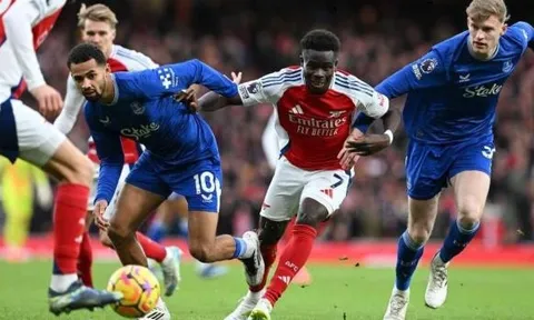 Soi trận Arsenal vs Everton: Pháo thủ củng cố ngôi đầu