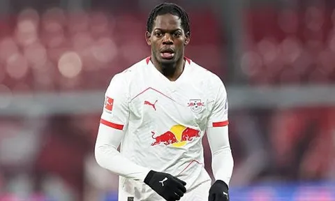 Tin đồn chuyển nhượng tối 13/3: Arsenal theo sát Lukeba; Osimhen lọt vào tầm ngắm Real