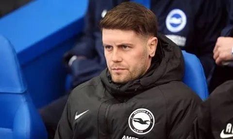 HLV Brighton khen Arsenal xứng đáng vô địch Ngoại hạng Anh