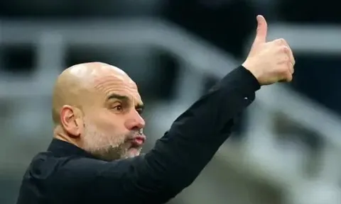 Sau 4 năm chờ đợi, Pep Guardiola mới đoạt giải HLV của tháng