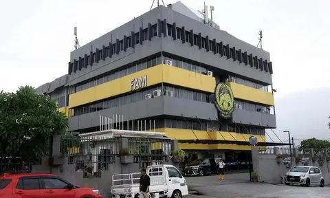 FAM im lặng vụ nhập tịch, sếp MMFA nổi giận