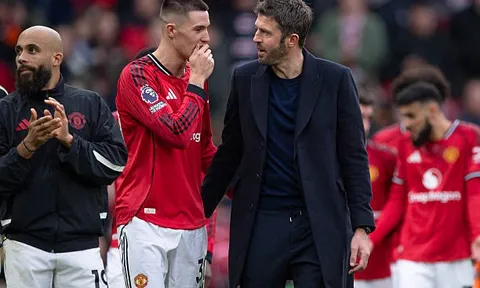 Khi Sesko thách thức sự kiên định của Michael Carrick